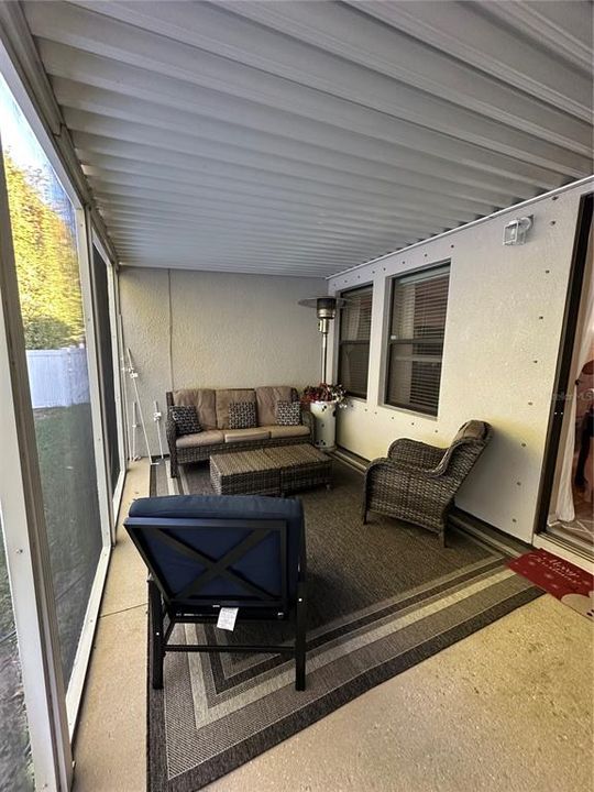 待售: $379,900 (4 贝兹, 3 浴室, 2414 平方英尺)