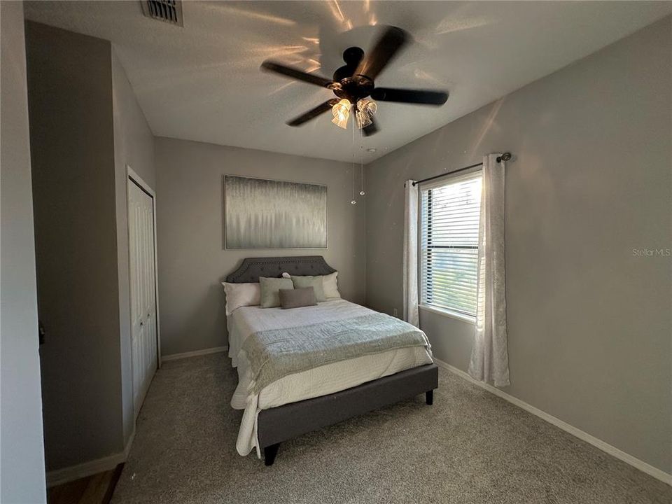 待售: $379,900 (4 贝兹, 3 浴室, 2414 平方英尺)