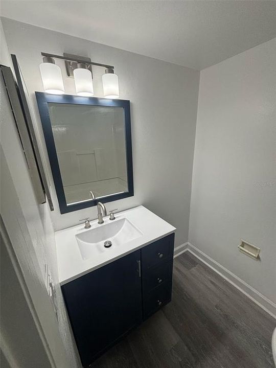 На продажу: $169,000 (2 спален, 2 ванн, 1128 Квадратных фут)