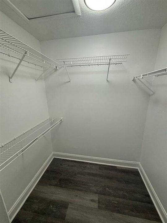 На продажу: $169,000 (2 спален, 2 ванн, 1128 Квадратных фут)