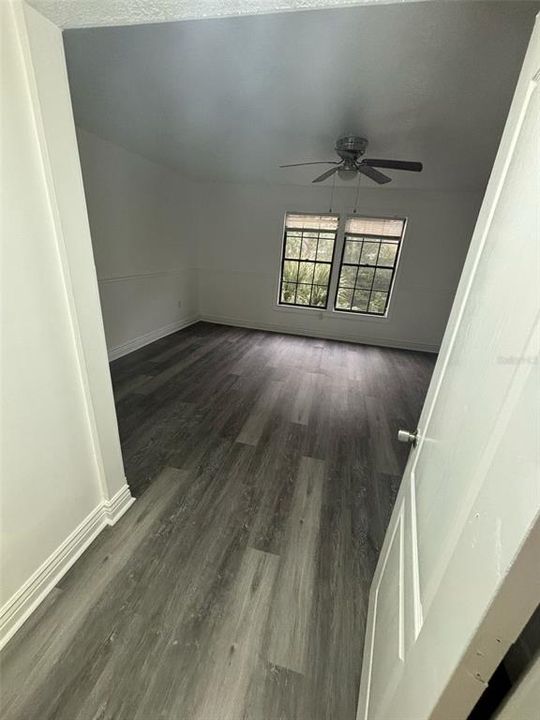 На продажу: $169,000 (2 спален, 2 ванн, 1128 Квадратных фут)