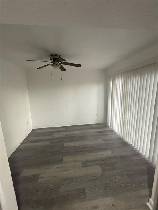 На продажу: $169,000 (2 спален, 2 ванн, 1128 Квадратных фут)