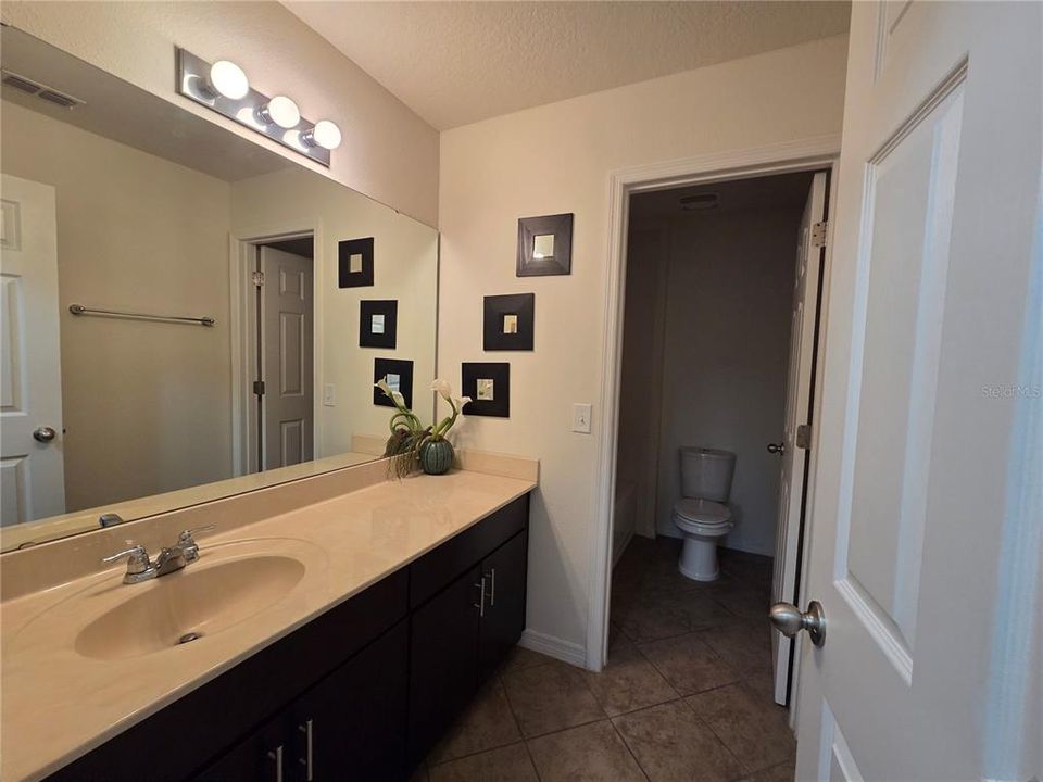 For Rent: $2,900 (4 beds, 2 baths, 2115 Square Feet)