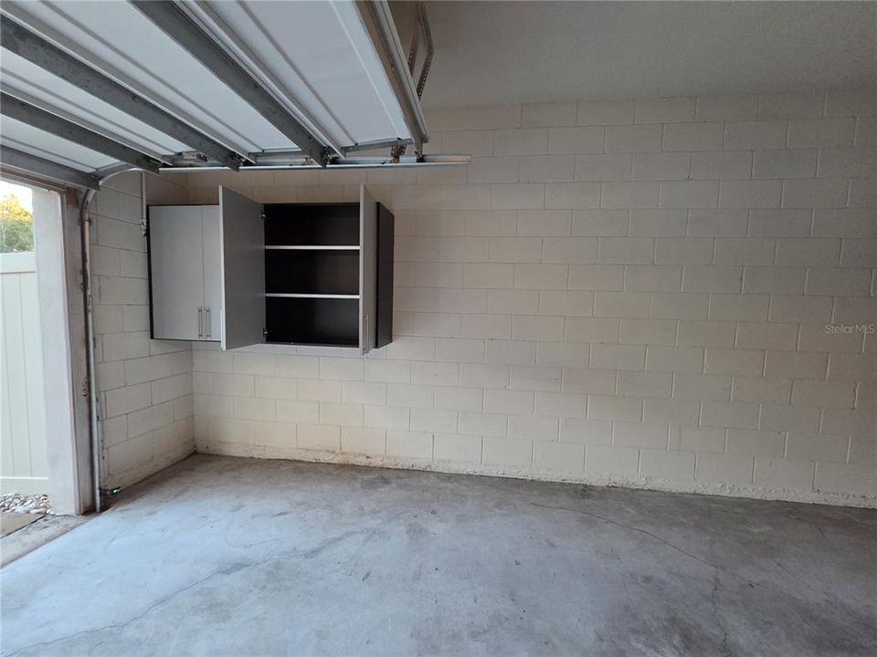 For Rent: $2,900 (4 beds, 2 baths, 2115 Square Feet)