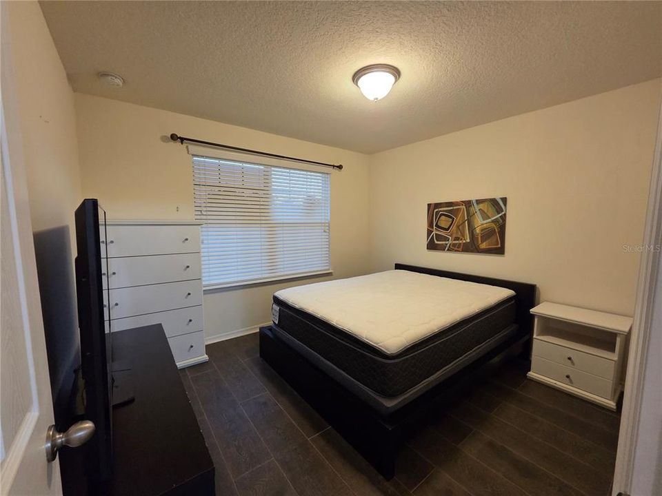 For Rent: $2,900 (4 beds, 2 baths, 2115 Square Feet)