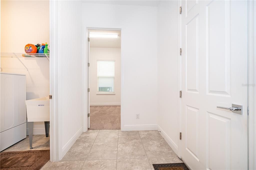 En Venta: $575,000 (3 camas, 2 baños, 2470 Pies cuadrados)