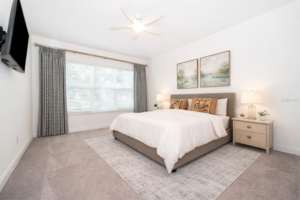 En Venta: $575,000 (3 camas, 2 baños, 2470 Pies cuadrados)