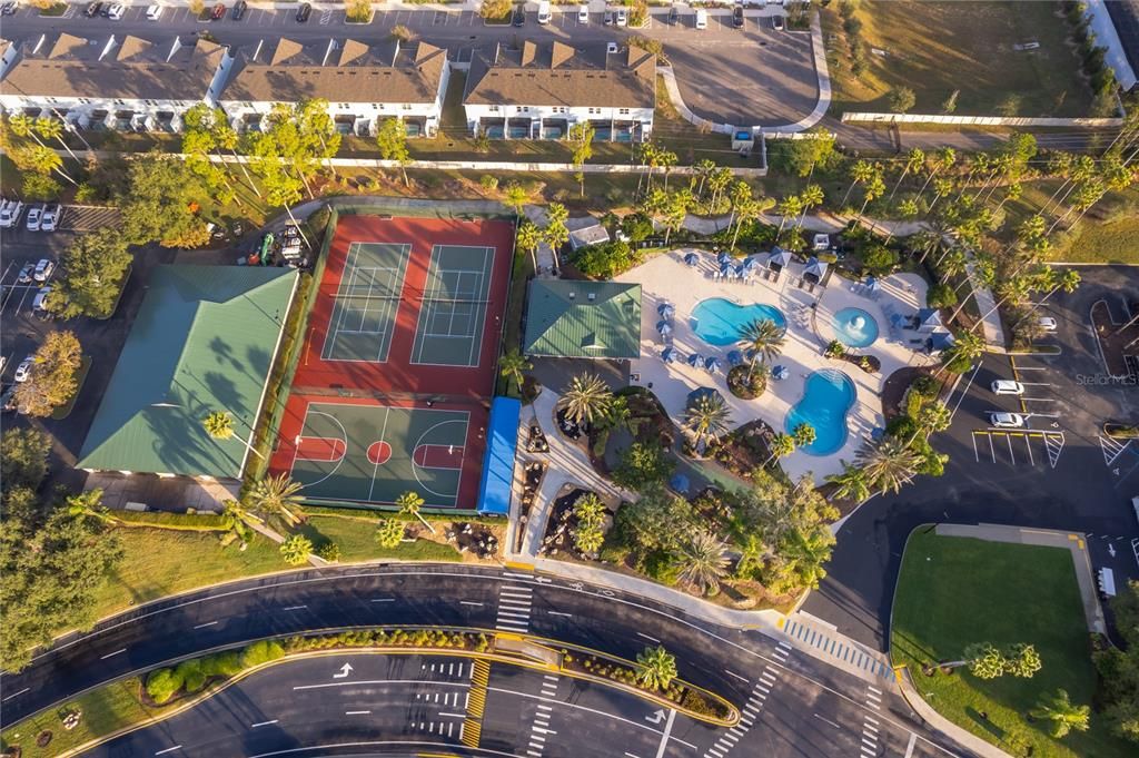 En Venta: $575,000 (3 camas, 2 baños, 2470 Pies cuadrados)