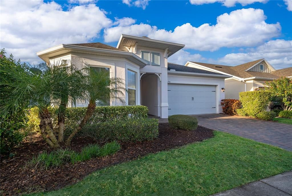 En Venta: $575,000 (3 camas, 2 baños, 2470 Pies cuadrados)