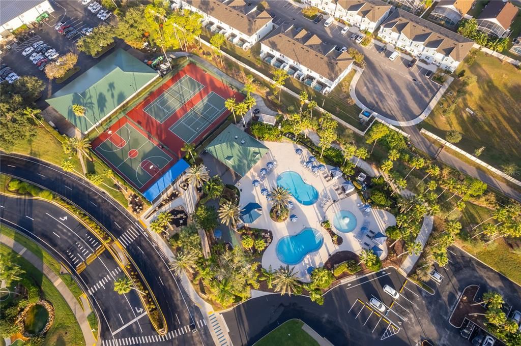 En Venta: $575,000 (3 camas, 2 baños, 2470 Pies cuadrados)