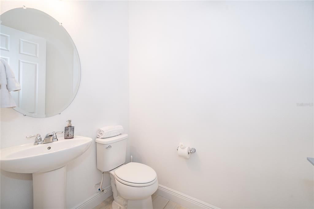 En Venta: $575,000 (3 camas, 2 baños, 2470 Pies cuadrados)