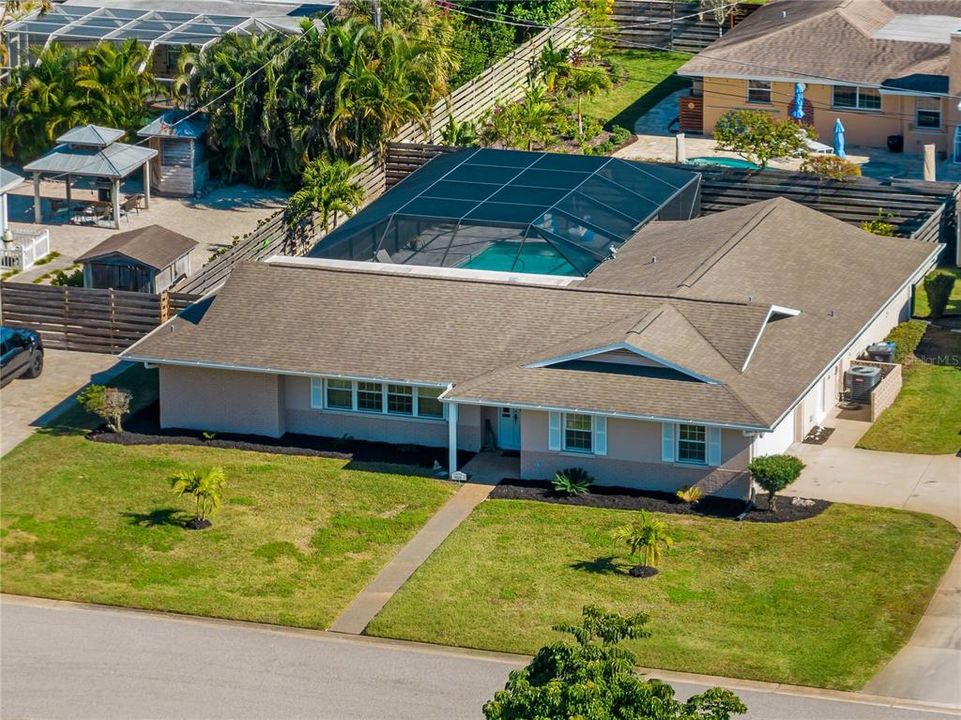 For Sale: $680,000 (4 beds, 3 baths, 1980 Square Feet)