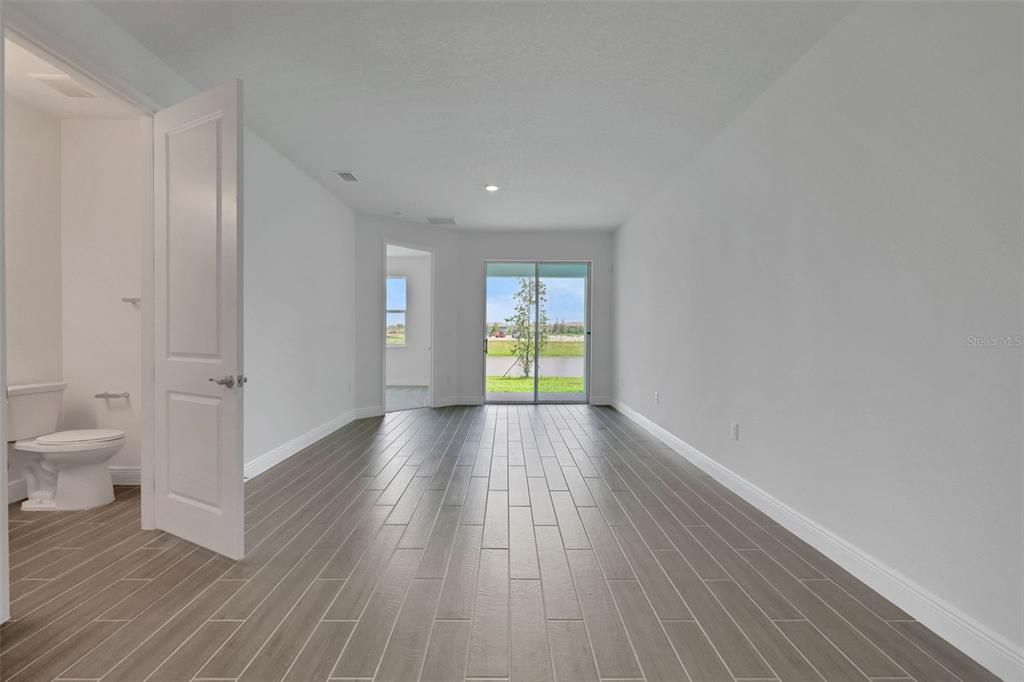 待售: $348,455 (3 贝兹, 2 浴室, 1807 平方英尺)