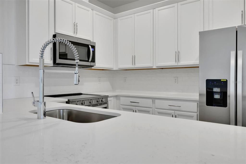 待售: $348,455 (3 贝兹, 2 浴室, 1807 平方英尺)