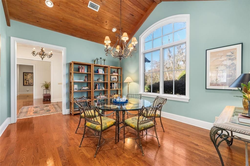 待售: $1,685,000 (6 贝兹, 5 浴室, 6343 平方英尺)