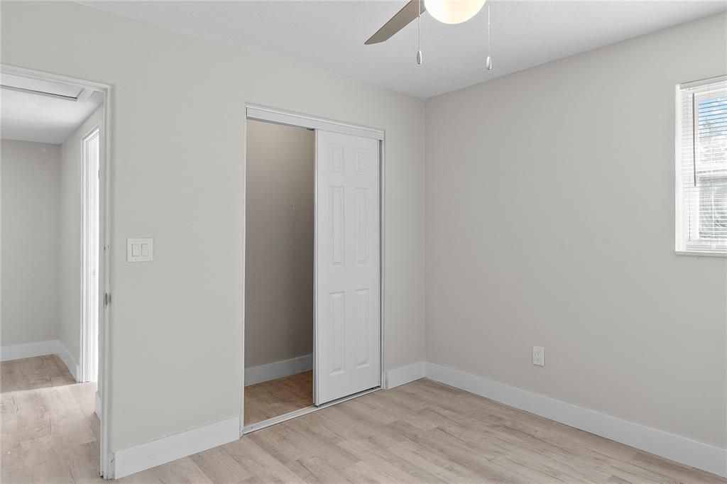 En Venta: $280,000 (3 camas, 2 baños, 1120 Pies cuadrados)