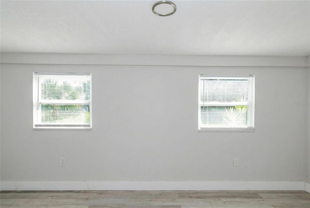 En Venta: $280,000 (3 camas, 2 baños, 1120 Pies cuadrados)