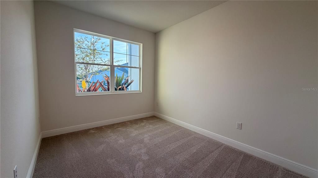 For Sale: $299,750 (3 beds, 2 baths, 1433 Square Feet)