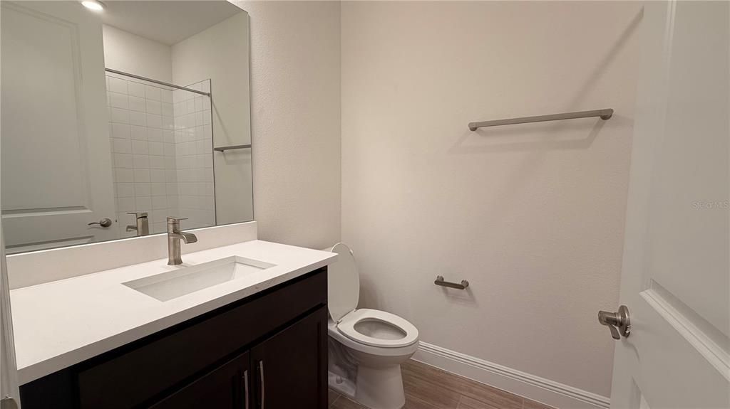 For Sale: $299,750 (3 beds, 2 baths, 1433 Square Feet)