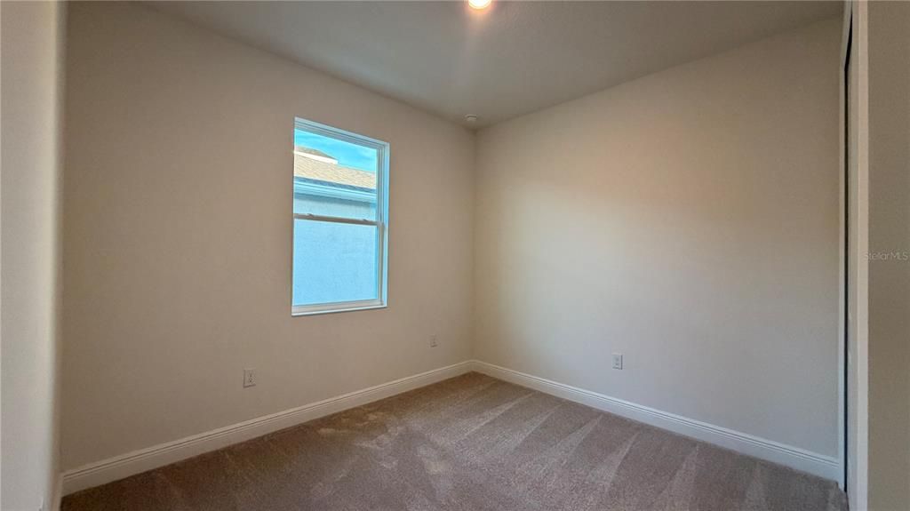 For Sale: $299,750 (3 beds, 2 baths, 1433 Square Feet)