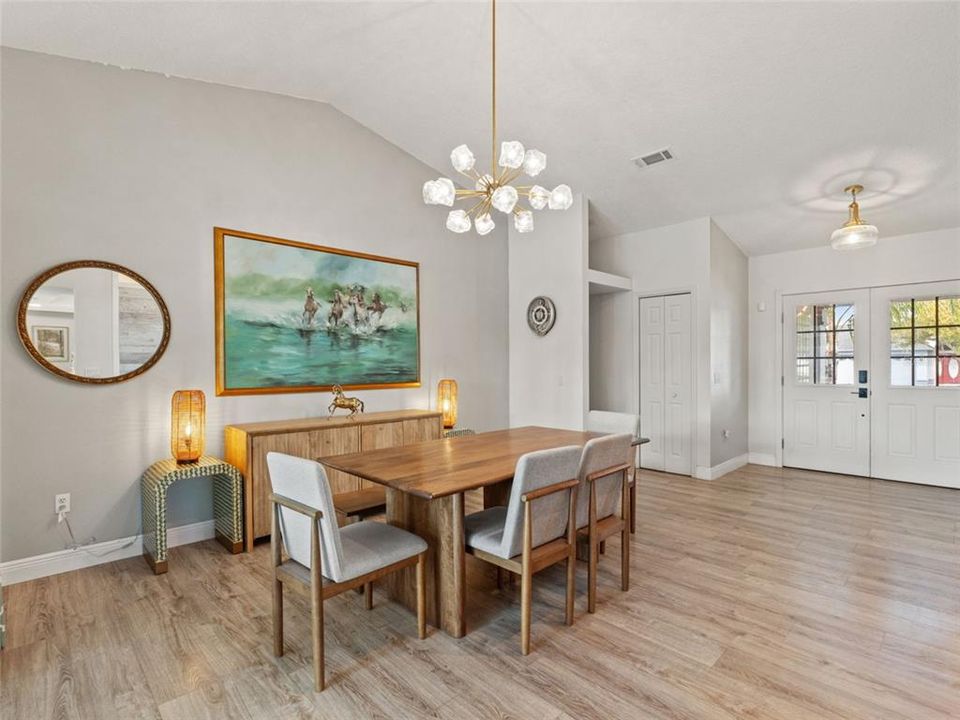 For Sale: $385,000 (3 beds, 2 baths, 1996 Square Feet)