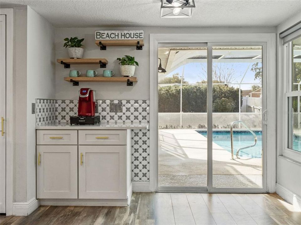 For Sale: $385,000 (3 beds, 2 baths, 1996 Square Feet)