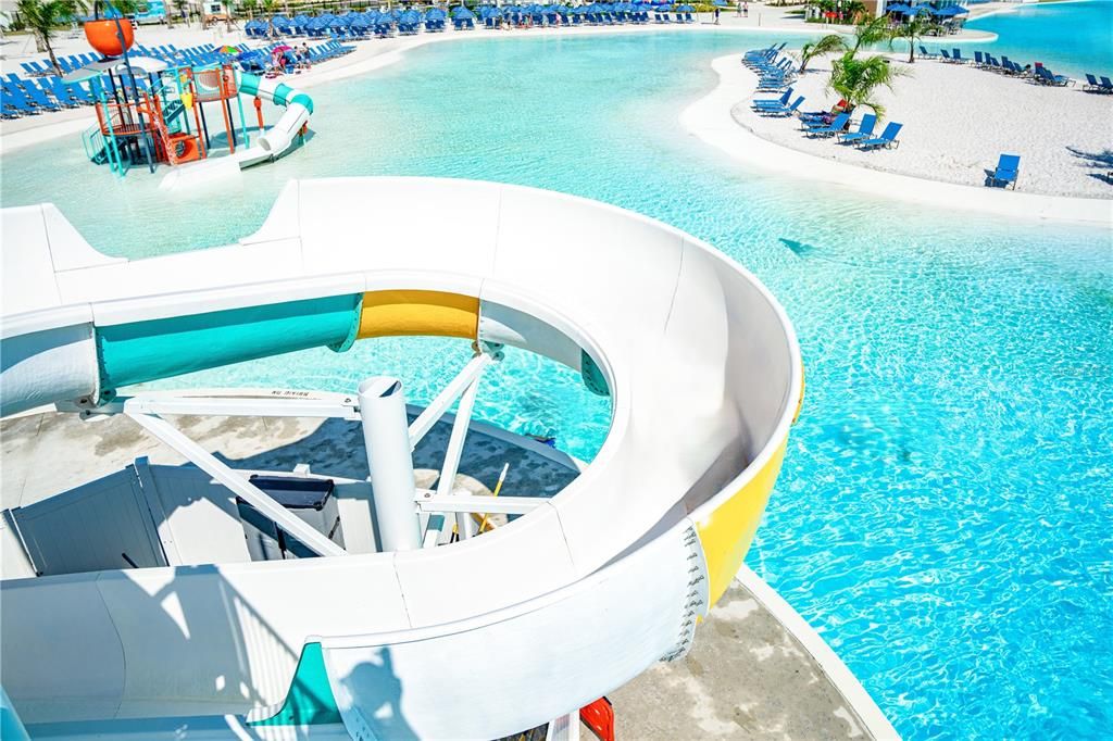 На продажу: $295,990 (3 спален, 2 ванн, 1602 Квадратных фут)