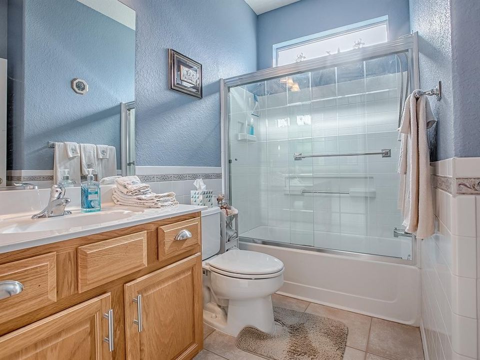 For Sale: $408,000 (2 beds, 2 baths, 1870 Square Feet)