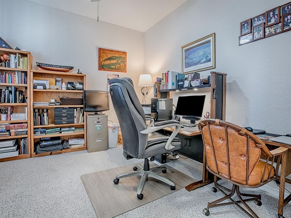 For Sale: $408,000 (2 beds, 2 baths, 1870 Square Feet)