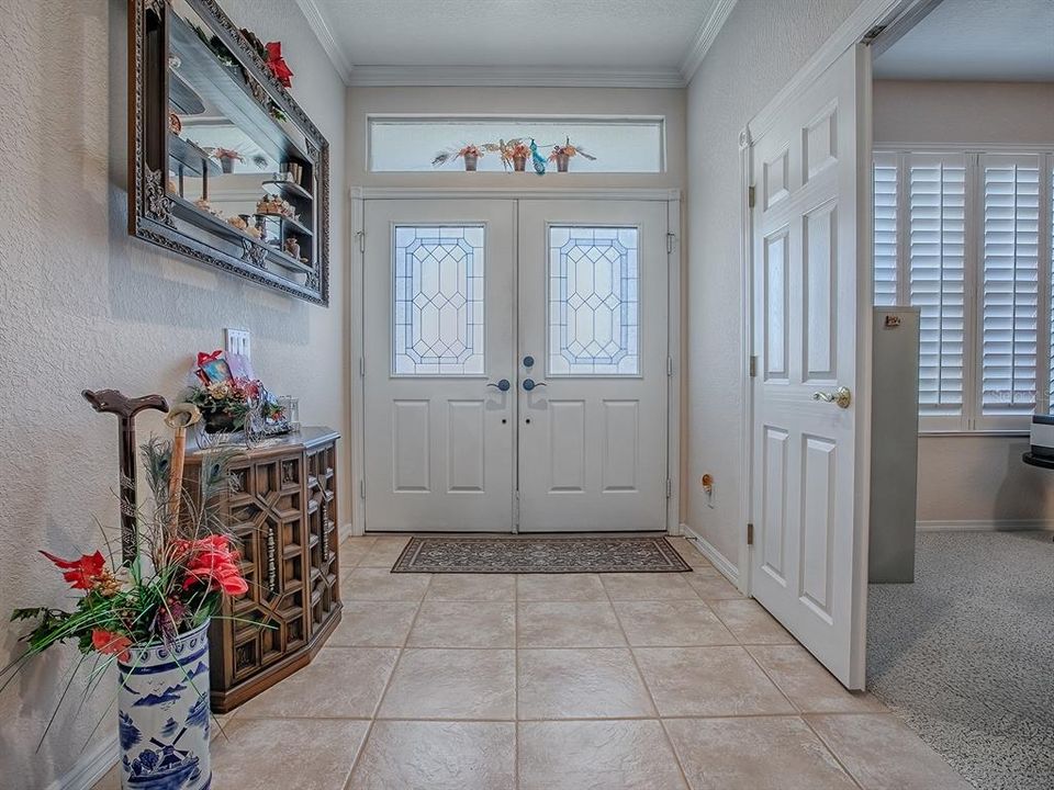 For Sale: $408,000 (2 beds, 2 baths, 1870 Square Feet)