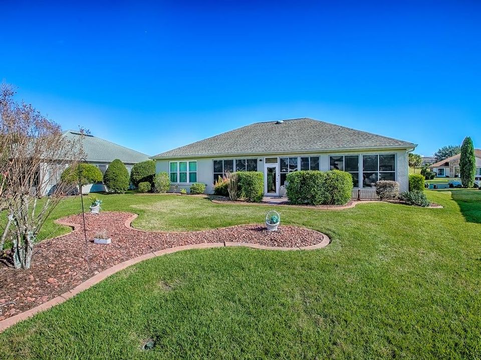 For Sale: $408,000 (2 beds, 2 baths, 1870 Square Feet)