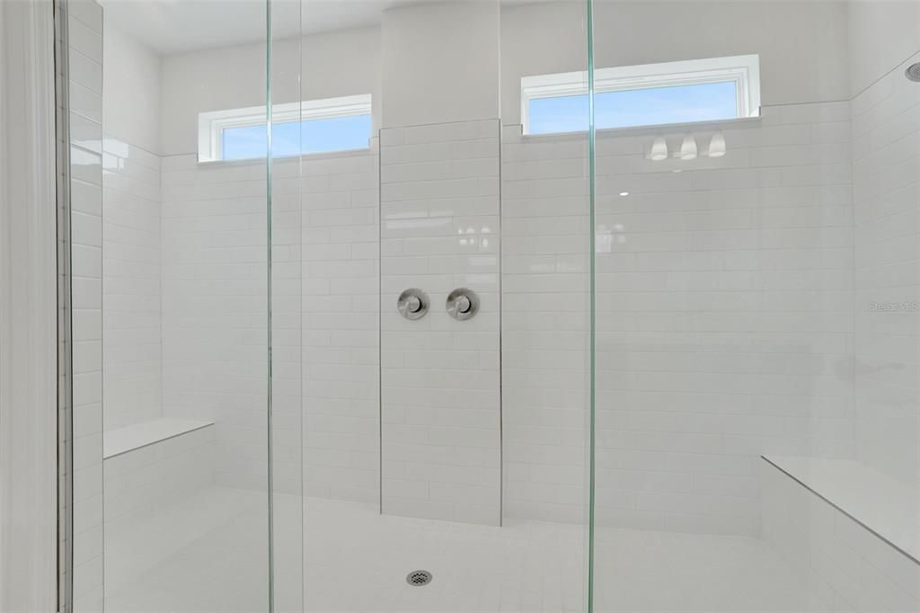 待售: $589,900 (5 贝兹, 3 浴室, 3550 平方英尺)