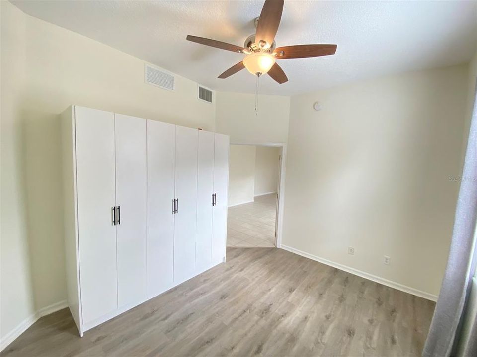 For Rent: $2,350 (3 beds, 2 baths, 1438 Square Feet)