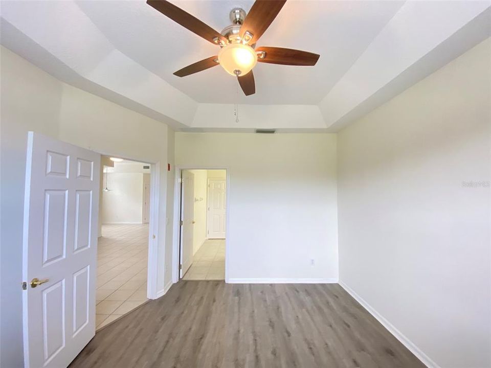 For Rent: $2,350 (3 beds, 2 baths, 1438 Square Feet)