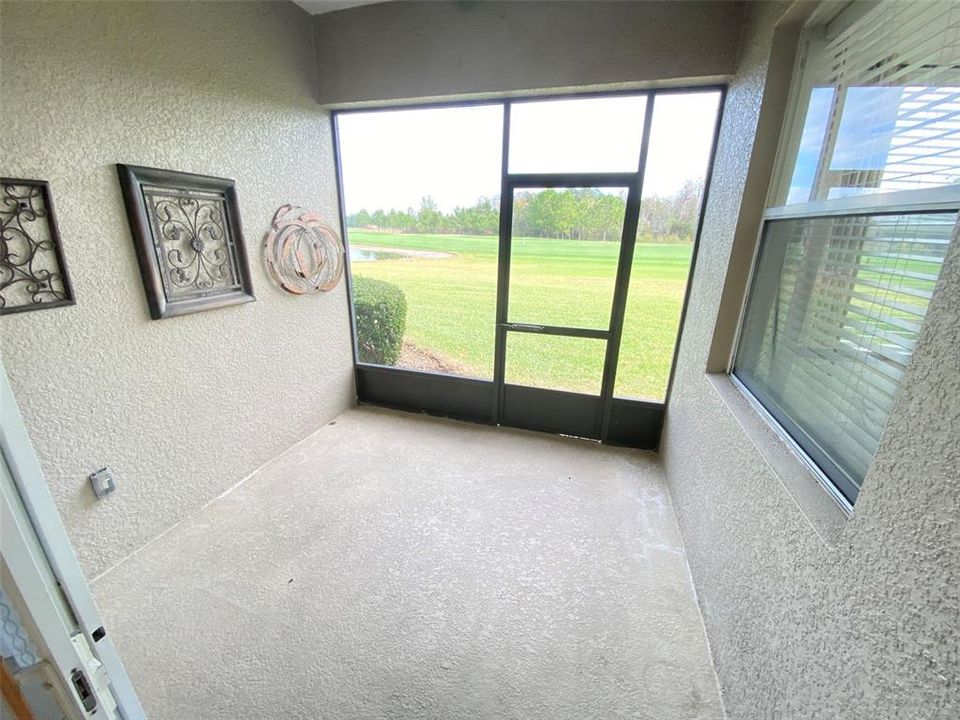 For Rent: $2,350 (3 beds, 2 baths, 1438 Square Feet)