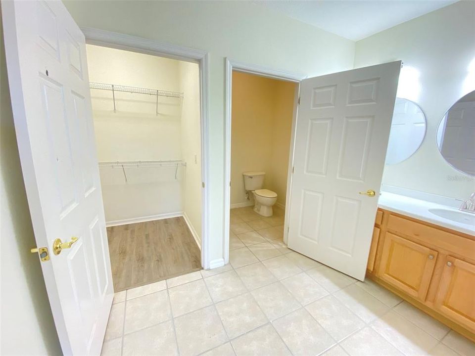 For Rent: $2,350 (3 beds, 2 baths, 1438 Square Feet)