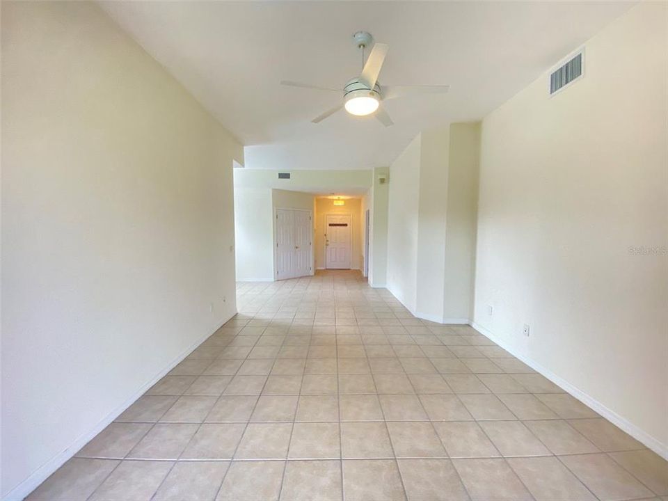 For Rent: $2,350 (3 beds, 2 baths, 1438 Square Feet)
