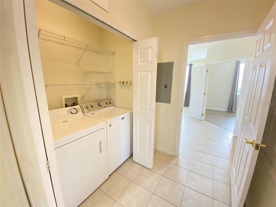 For Rent: $2,350 (3 beds, 2 baths, 1438 Square Feet)