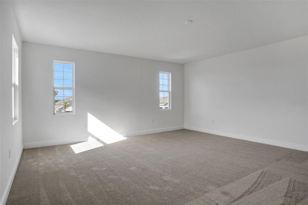 For Sale: $599,990 (4 beds, 4 baths, 3278 Square Feet)