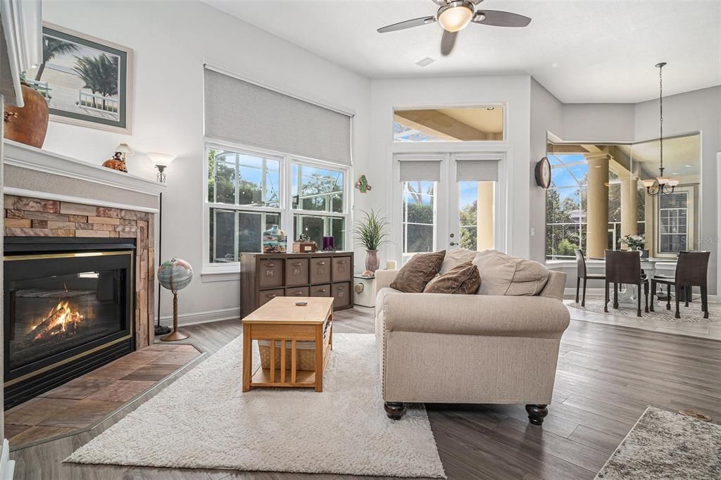 For Sale: $1,300,000 (5 beds, 4 baths, 4440 Square Feet)