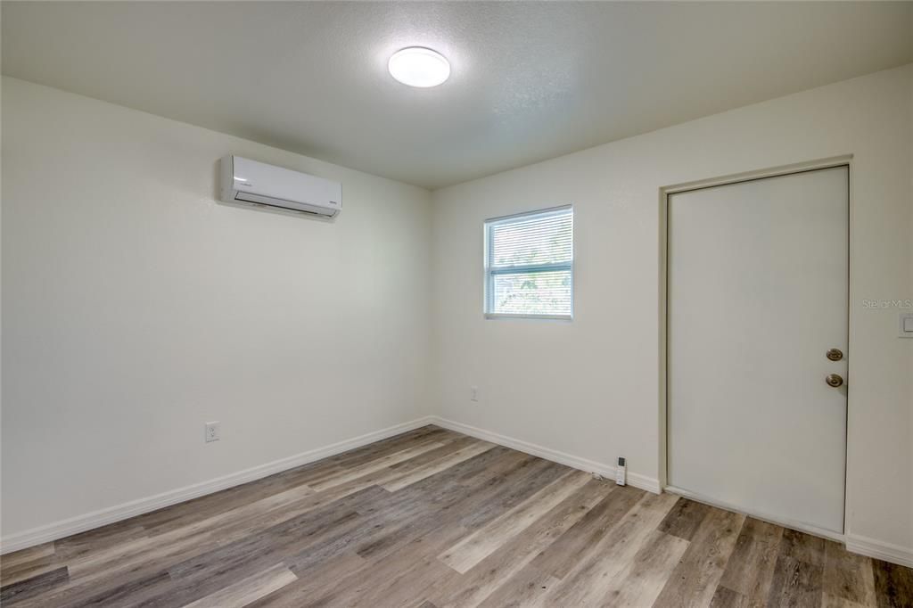 For Sale: $650,000 (3 beds, 2 baths, 1330 Square Feet)