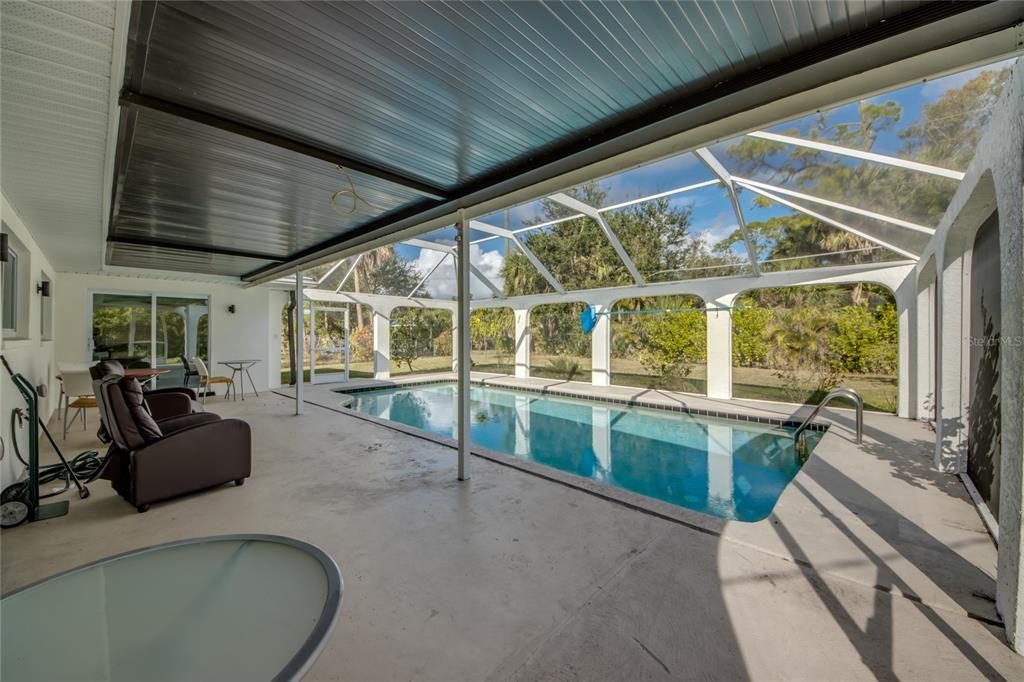 For Sale: $650,000 (3 beds, 2 baths, 1330 Square Feet)