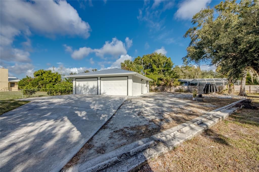 For Sale: $650,000 (3 beds, 2 baths, 1330 Square Feet)