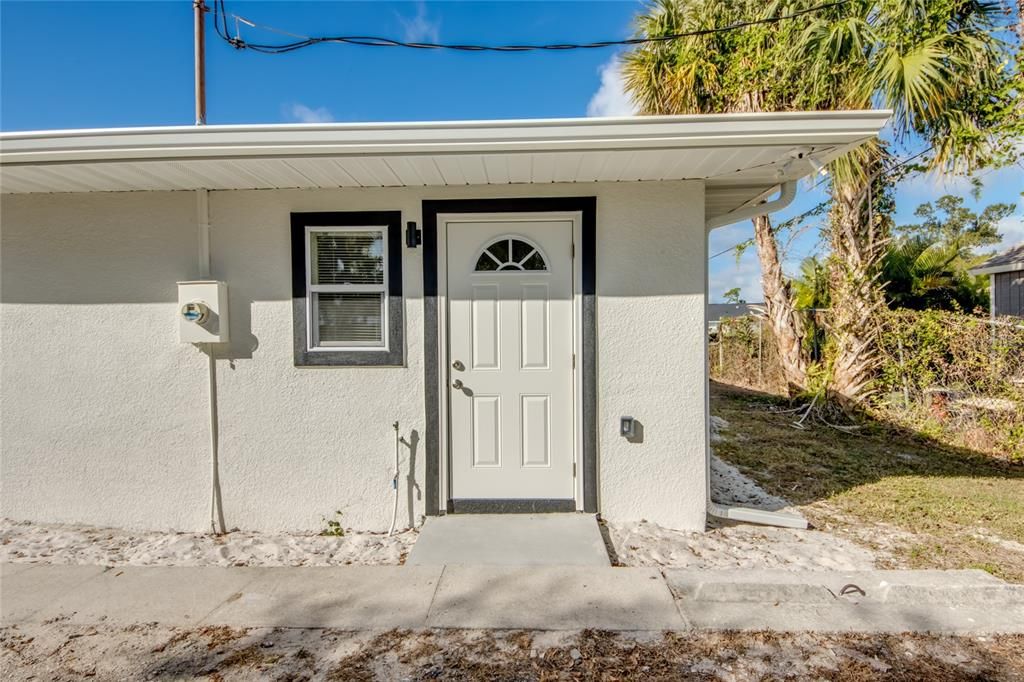 For Sale: $650,000 (3 beds, 2 baths, 1330 Square Feet)