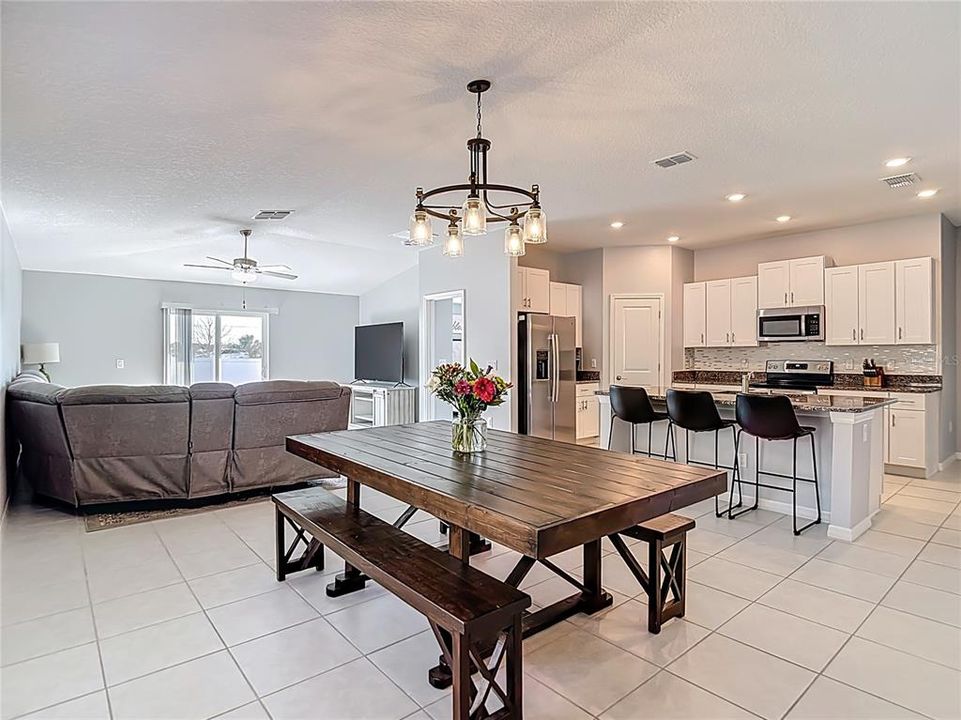 For Sale: $332,900 (4 beds, 2 baths, 1849 Square Feet)