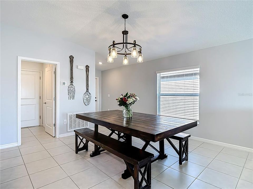 For Sale: $332,900 (4 beds, 2 baths, 1849 Square Feet)