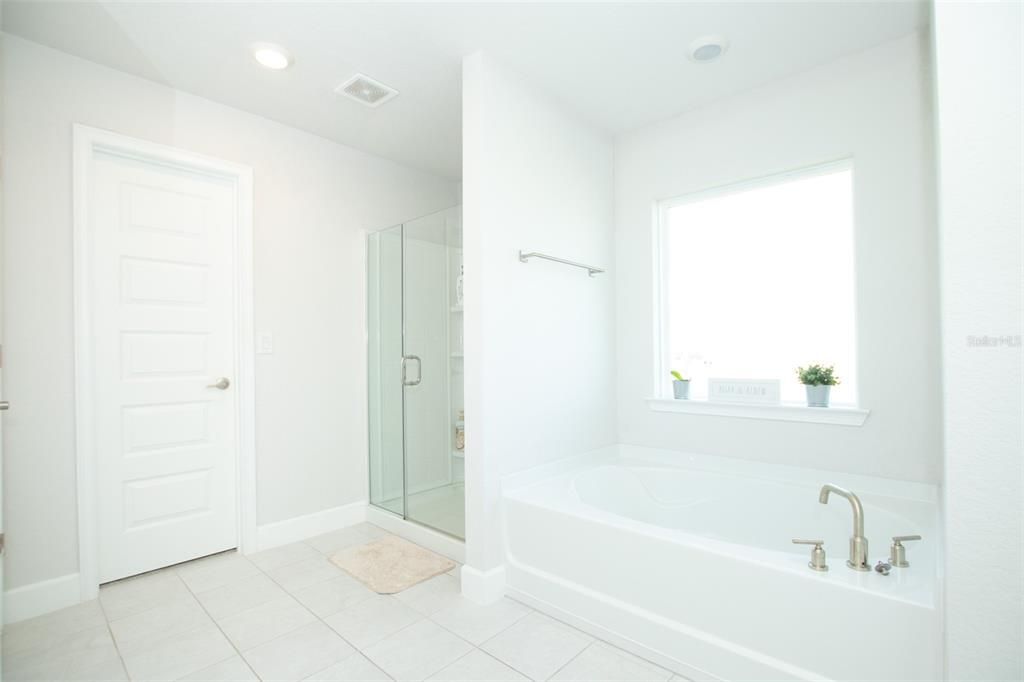 待售: $595,000 (4 贝兹, 3 浴室, 2997 平方英尺)