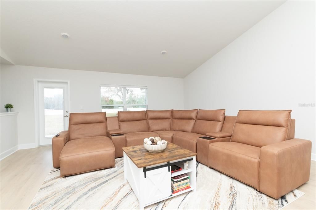 待售: $595,000 (4 贝兹, 3 浴室, 2997 平方英尺)