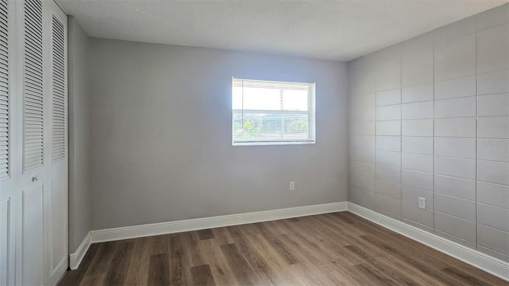 For Sale: $144,900 (2 beds, 1 baths, 900 Square Feet)