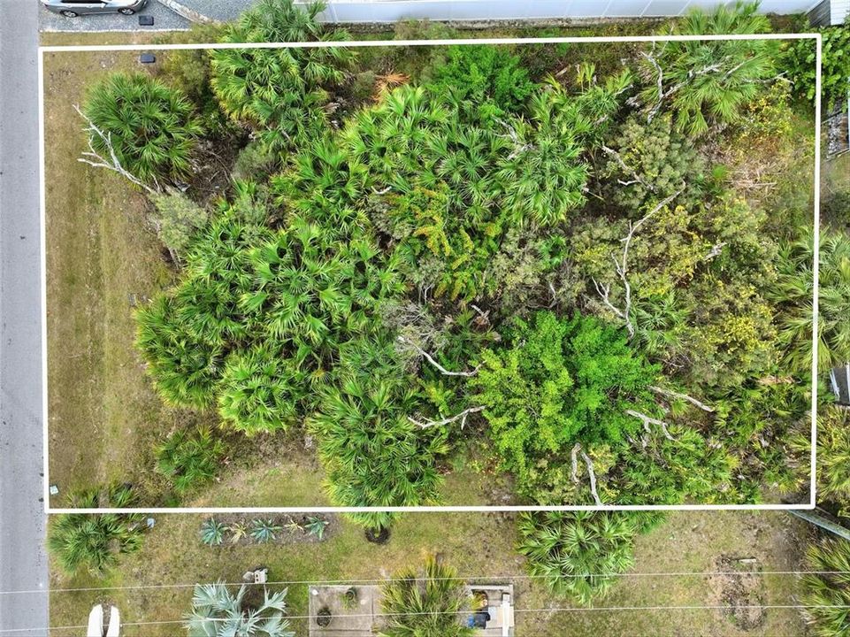 На продажу: $195,000 (0.18 acres)